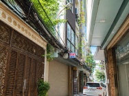 Bán nhà phố Hào Nam Cát Linh, ô tô vào nhà, 6 tầng thang máy, chỉ