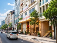 Giảm sâu, Bán nhà mặt phố Bưởi, 90m, mặt tiền 5m, chỉ 31 tỷ