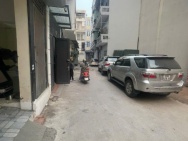 Đại Đồng, Vĩnh Hưng 3 tầng x 66m2, 4 ngủ, 3 WC 13 Triệu/th