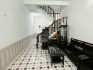 Cho thuê nhà ngõ 159 Định Công Thượng, 60m2, 3 ngủ, 3 vệ sinh, 11.5