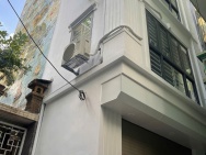 Cho thuê nhà ở ngõ 5 Đông Thiên, ô tô đỗ cửa 5 tầng x 39m2 x 3 ngủ