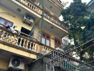 Cho thuê nhà ngõ 279 Hoàng Mai, 4 tầng, 45m², 5 PN, 15 Triệu