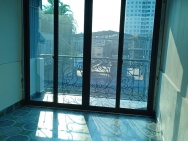 Cho thuê nhà KD onl, ở gđ, nhóm  phố Lạc Trung, 30m² x 5 tầng,