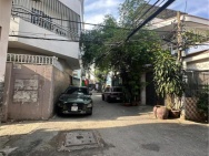 Nhà đẹp ở ngay tọa lạc tại 109/ Nguyễn Kiệm khu trung tâm sầm uất