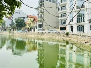 bán nhà mặt hồ, 130m, MT 6.5m, ôtô tránh full thổ cư