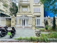 biệt thự Việt Hưng 79 tỷ 240m mặt tiền 15m,dân trí cao