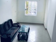 Cho thuê nhà ngõ Đường Láng 25m2 x 5 tầng, 2 PN, 3 vệ sinh, 8 Triệu