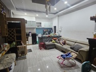 Nhà ngộp giảm 3,4 tỷ giá còn 9,5 tỷ 94m2 ngang 5 nở hậu, không QH ô