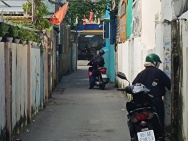 HXH NHÀ 1/NGUYỄN THỊ KIỂU HIỆP THÀNH QUẬN 12
NHÀ CÒN MỚI 61m2 -