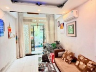 Bán nhà Tiểu Khu Nguyễn Cảnh Chân, 5 tầng hoàn công đủ,