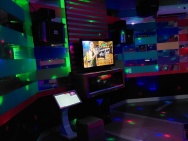 Bán karaoke mặt tiền Huỳnh Tấn Phát Hải Châu 200m2 5 tầng đang kinh