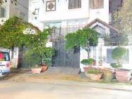 Bán Biệt Thự 160m2 8x20 5 tầng lầu 6pn khu vip Trần Thị Nơi Chánh