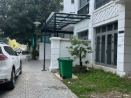 BÁN BIỆT THỰ VINHOMES RIVESIDE 176M2- 4 TẦNG- 70 TỶ