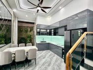 BÁN NHÀ PHỐ LIỀN KỀ LÀNG ĐẠI HỌC - SÁT METRO - THANH TOÁN CHỈ 1 TỶ