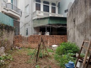 Gốc đề bán 95M tặng nhà lô góc ô tô cách 50M hoàng mai