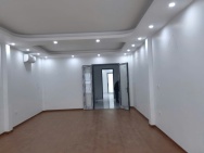 Hạ gần 2 tỷ bán nhà nguyễn khoái trong đê 5 tầng thang máy phân lô ô tô hoàng mai