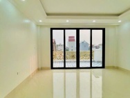 Bán nhà vĩnh hưng 6 tầng thang máy long lanh VF3 thông sát phố hoàng mai