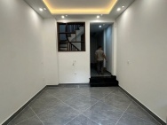 Bán nhà đông thiên 5 tầng long lanh 50M ra phố hoàng mai