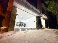 Bán nhà ngũ nhạc 6 tầng thang máy long lanh ô tô tránh vào nhà sát phố hoàng mai