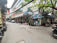 bán 56m thông phong tôn đức thắng tặng nhà lô góc ô tô vào nhà đống đa