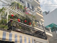 Bán gấp NHÀ 5 TẦNG, DIỆN TÍCH 61M2, HẺM Ô TÔ, Thạnh Xuân, Quận12,