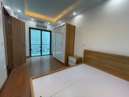 Nhà Liên Mạc - Thang Máy - Oto - Kinh Doanh - 32m2 x 5t Giá chỉ 5.7