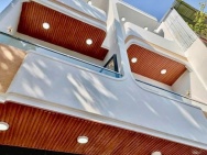 ♥  MT Huỳnh Ngọc Huệ, đường 10.5m, 102m2, ngang 6.5m, 2 căn nhà 3