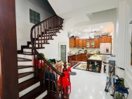 BÁN NHÀ HOÀNG QUỐC VIỆT – DT 40/45m, 6 TẦNG, 20M RA Ô TÔ – GIÁ 13.2