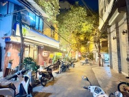 Bán Nhà Võ Văn Dũng 21m2. 3 tầng. mặt tiền 4.5m. giá 11 Tỷ Đống Đa