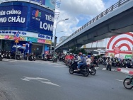 Bán nhà mặt tiền Nguyễn Văn Nghi P.7 Gò Vấp ngang 4m dài 23m SHCN