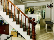♥ Nhà Kiệt rộng gần MT Lê Hồng Phong, 80m2, 2 tầng, kinh doanh tốt,