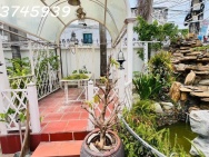 Biệt thự 4PN, 3 tầng, 245m2, ngang 12m, có chỗ đậu ô tô, Dĩ An, 8.5