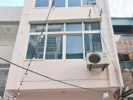 BÁN NHÀ DÂN XÂY THỤY PHƯƠNG - DT54M2 - 4 TẦNG- GIÁ 7,8 TỶ - LÔ GÓC