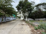 Lô Đất Gần Biển Gần Bến Du Thuyền Quốc Tế Ngang Rộng 7m