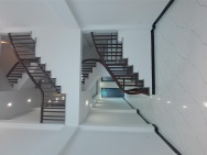 Bán nhà Vĩnh Trung, 43m² x 5 tầng, ô tô vào nhà, giá 5 tỷ.