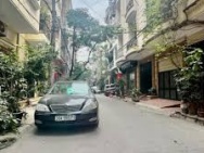 Bán nhà phân lô mặt ngõ Hoàng Ngân  90m2 x 6 tầng căn góc. Giá 27,6