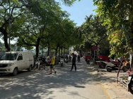 BÁN NHÀ NGUYỄN KHANG CẦU GIẤY NGÕ NÔNG GẦN PHỐ VỊ TRÍ SIÊU  ĐẸP 40M