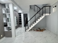 ♥ Nhà Kiệt Nhựa có lề, Ô tô đậu cửa. Sát Nguyễn Văn Linh, 53m2,