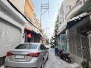 NHÀ HẺM OTO PHAN VĂN HỚN – 2 TẦNG – NHỈNH 3 TỶ, CV THUẬN KIỀU 100M