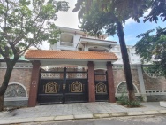 Bán Biệt Thự Trung Tâm Quận Hải Châu Đà Nẵng 500m2 3 Tầng Giá Chỉ