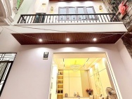 BÁN NHÀ 4 TẦNG TRUNG TÂM TÔ HIỆU – SÂN CỔNG 30M2 – FULL NỘI THẤT –