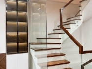 Tôi cho thuê nhà mới, hai cửa đi ,vỉa hè, 117m2- 5T, Chùa Láng_45 Tr