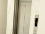 Nhà mình cho thuê nhà mới, lô góc, Chùa Láng; vỉa hè 100m2* 4T- 33