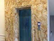 Cho thuê nhà mới, hai cửa đi, Hoàng Văn Thái, 102m2x 5T vỉa hè 30 Tr