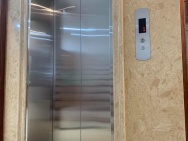 Nhà tôi cho thuê Nhà căn góc, mới, Thái Thịnh; vỉa hè 107m2* 4T- 30