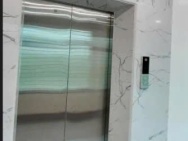 Mình cho thuê nhà lô góc, mới, Nguyễn Chánh; vỉa hè 103m2* 5T- 30 Tr