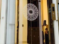 Tôi cho thuê nhà lô góc, mới, Nam Trung Yên; vỉa hè 101m2* 5T- 28 Tr