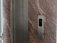 cho thuê nhà mới, hai cửa đi, Hoàng Văn Thái, 102m2x 5T vỉa hè 28 Tr