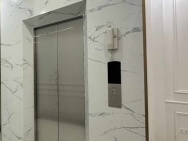 Cho thuê nhà lô góc, mới, Mai Hắc Đế, thang máy; vỉa hè 116m2* 5T-