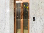 Cho thuê nhà hai cửa đi, Lò Đúc, Vỉa hè, THANG MÁY, 389m2x 7T *154